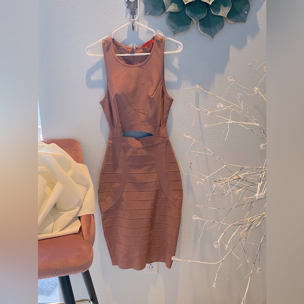 👛Blush Pink✨Shimmer Stretch Dress👛✨WOW Couture Medium✨NWOT✨